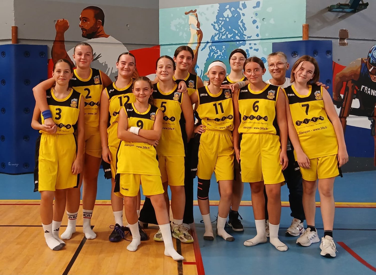 U15F1